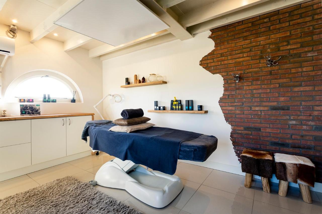 Betuwsch Badhuys Bed & Breakfast Lienden Ngoại thất bức ảnh